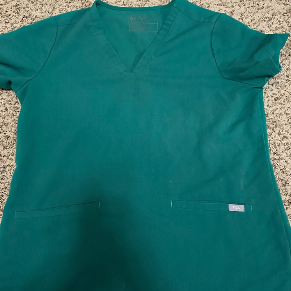 Hunter green figs scrub top.